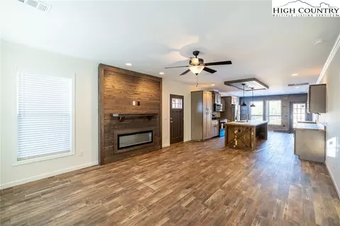 307 Willowbend Ln, Jefferson, NC 28640 photo 9