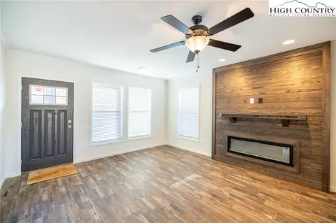 307 Willowbend Ln, Jefferson, NC 28640 photo 11