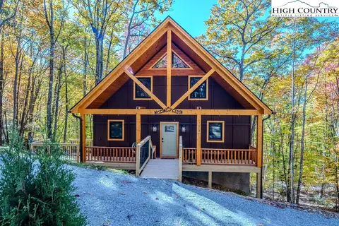 207 Jackpine Rd, Beech Mountain, NC 28604 photo 2