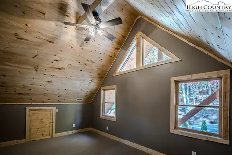 207 Jackpine Rd, Beech Mountain, NC 28604 photo 20