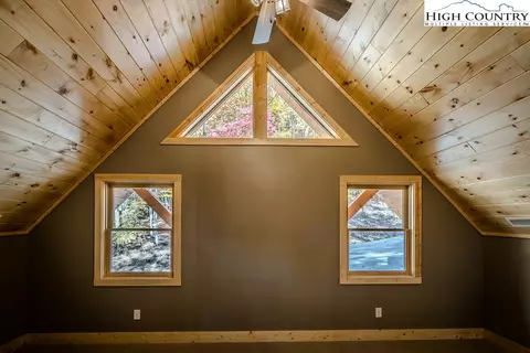 207 Jackpine Rd, Beech Mountain, NC 28604 photo 24