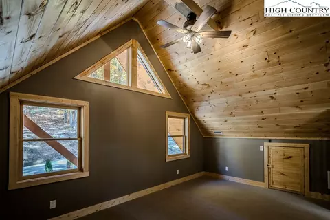 207 Jackpine Rd, Beech Mountain, NC 28604 photo 21