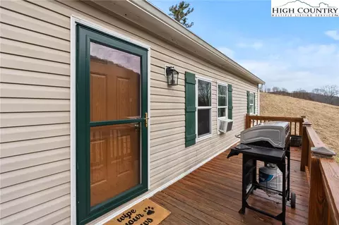 8807 Nc Highway 194 N Hwy, Todd, NC 28684 photo 25
