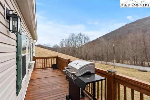 8807 Nc Highway 194 N Hwy, Todd, NC 28684 photo 4