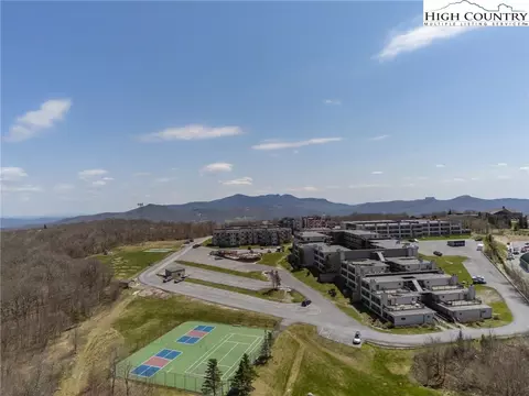301 Pinnacle Inn Rd #3331, Beech Mountain, NC 28604