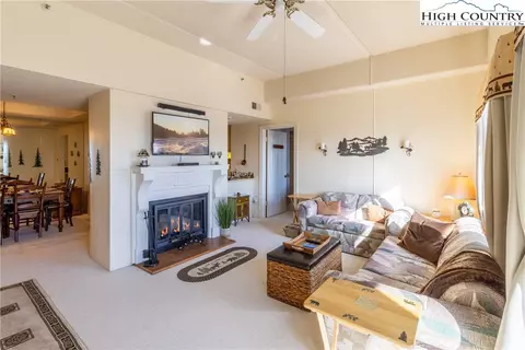 303 Sugar Top Dr #2904, Sugar Mountain, NC 28604