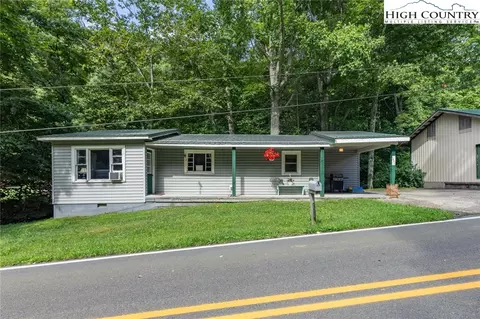 1653 Claybank Rd, West Jefferson, NC 28694