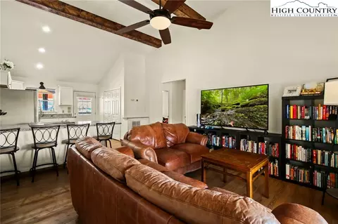 282 Charles St, Boone, NC 28607 photo 3