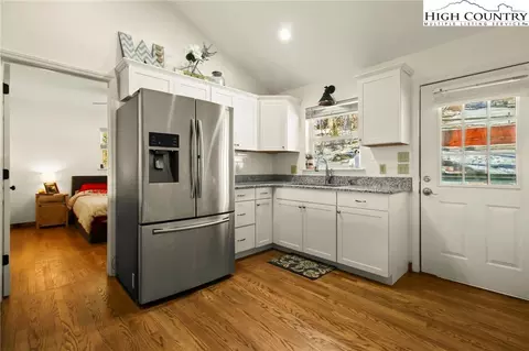 282 Charles St, Boone, NC 28607 photo 4