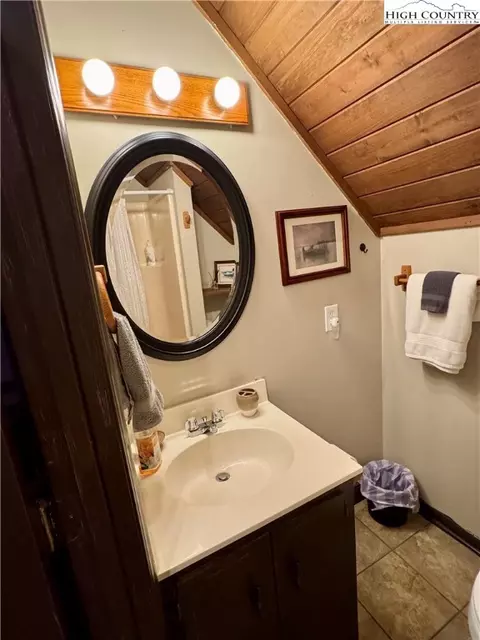 419 Saddle Ln, Deep Gap, NC 28618 photo 39