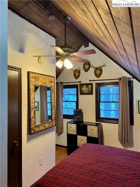 419 Saddle Ln, Deep Gap, NC 28618 photo 36