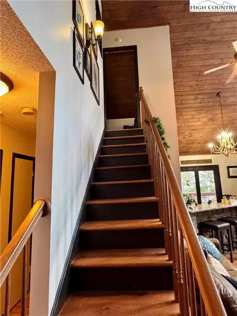 419 Saddle Ln, Deep Gap, NC 28618 photo 29