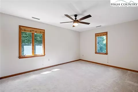 320 University Cir, Boone, NC 28607 photo 38