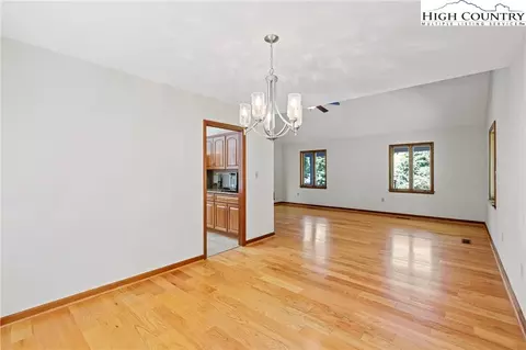 320 University Cir, Boone, NC 28607 photo 11