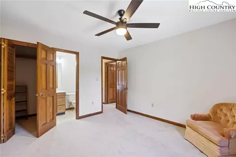 320 University Cir, Boone, NC 28607 photo 41