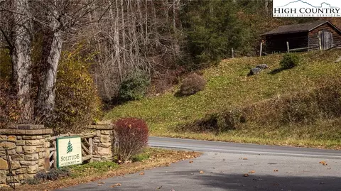 17 Solitude Ln, Todd, NC 28684 photo 13
