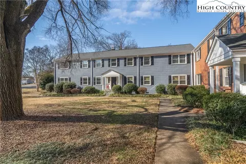 2515 Miller Park Cir #A, Winston Salem, NC 27103