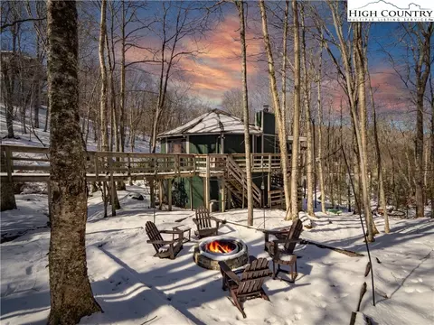 116 Creekridge Rd, Beech Mountain, NC 28604