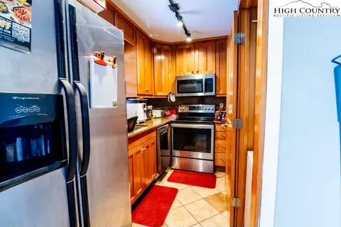 140 Faculty St #2, Boone, NC 28607 photo 3