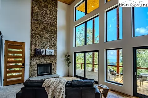 Living - 116 Slopeside Rd, Beech Mountain, NC 28604 photo 2 of 8