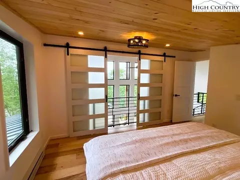 Bedroom - 116 Slopeside Rd, Beech Mountain, NC 28604 photo 2 of 3