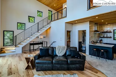 Living - 116 Slopeside Rd, Beech Mountain, NC 28604 photo 8 of 8