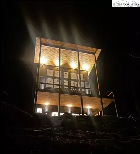 Exterior - 116 Slopeside Rd, Beech Mountain, NC 28604 photo 3 of 14