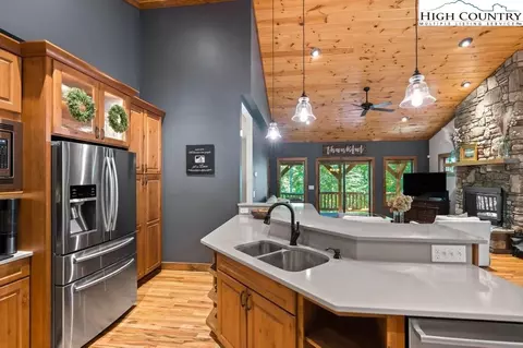 177 N Camp Rd, Boone, NC 28607 photo 12