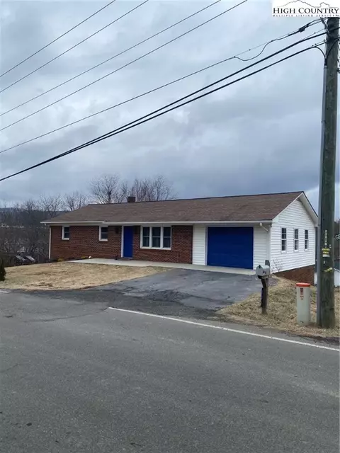 134 Grandview Dr, Sparta, NC 28675