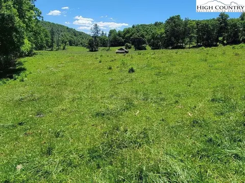 258 Patton Ridge Rd, Deep Gap, NC 28618 photo 1