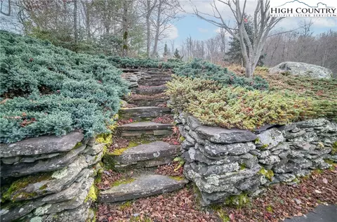 439 Glen View Rd, Boone, NC 28607 photo 7