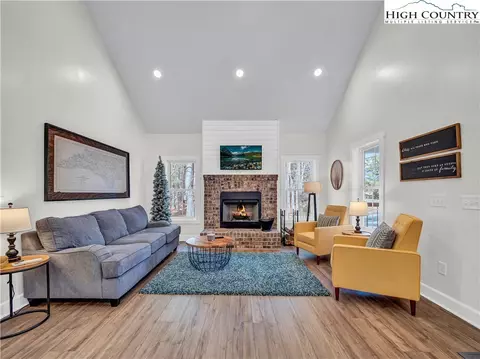 Living - 741 Pine Ridge Rd, Beech Mountain, NC 28604 photo 1 of 4