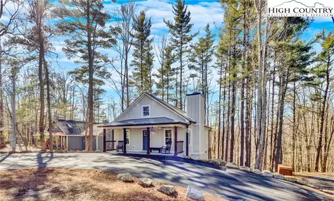 Exterior - 741 Pine Ridge Rd, Beech Mountain, NC 28604 photo 2 of 9