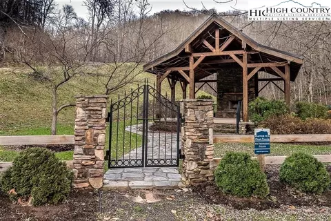 tbd Overlook Ln, Todd, NC 28684 photo 21