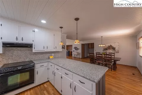 155 Buchanan St, Roaring Gap, NC 28668 photo 20