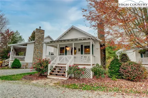 46 Fish Camp Cir #46, Newland, NC 28657