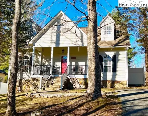 144 Laurel Cottage Ln, Roaring Gap, NC 28668