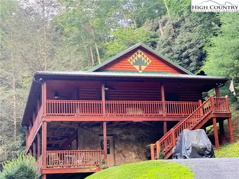 184 Indian Cave Way, Piney Creek, NC 28663