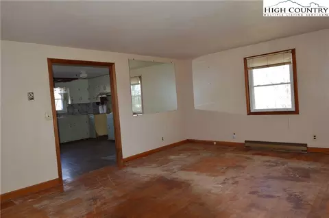 697 Phipps Rd, Sparta, NC 28675 photo 23