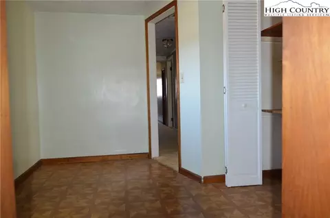 697 Phipps Rd, Sparta, NC 28675 photo 32