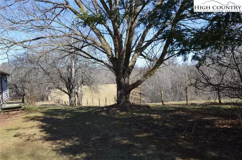 697 Phipps Rd, Sparta, NC 28675 photo 39