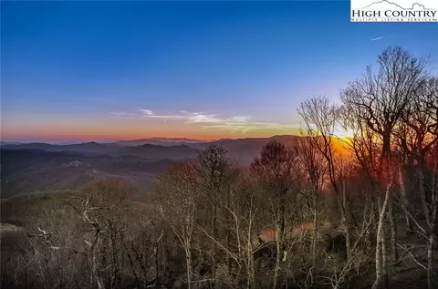 L28 Oz View Trail, Banner Elk, NC 28622