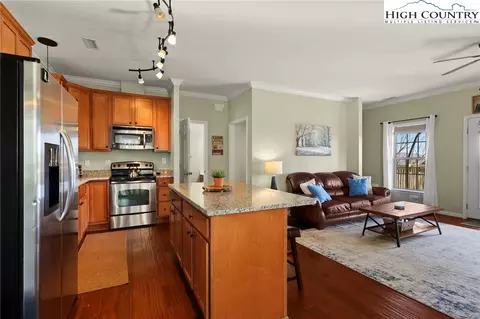 290 Alpine Dr, Seven Devils, NC 28604 photo 16