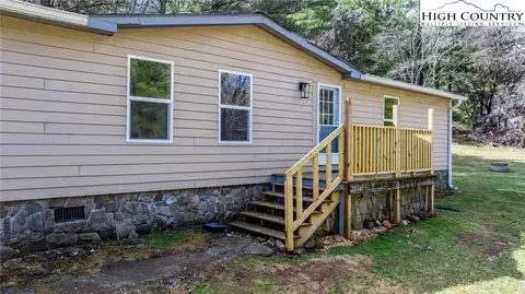 1920 Castle Ford Rd, Boone, NC 28607 photo 2