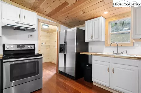 1920 Castle Ford Rd, Boone, NC 28607 photo 10