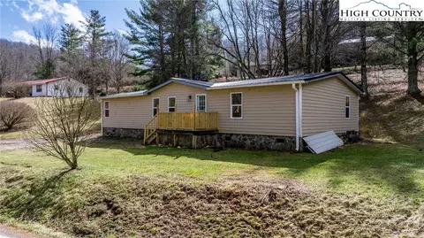 1920 Castle Ford Rd, Boone, NC 28607 photo 3