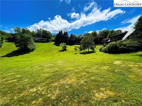 0 Hwy 221 South Hwy, Blowing Rock, NC 28605
