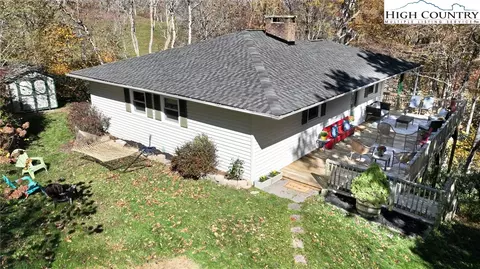 296 Sumpter Cabin Creek Rd, Blowing Rock, NC 28605