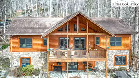 160 Carefree Cove Rd, Zionville, NC 28698