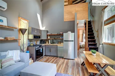 145 Rabbit Run Rd, Boone, NC 28607 photo 3